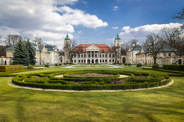 Pałac w Kozłówce - 108786656