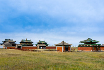 Fototapeta na wymiar Temple Bouddhiste en Mongolie