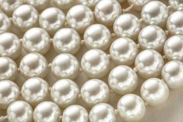 String of white pearl