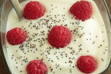Raspberry yogurt