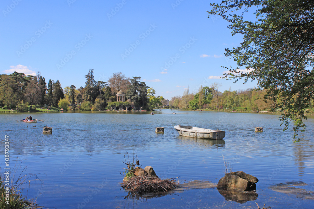 1000_F_108793847_DezjttUo0yeHXuVwb9Q2HSJbINpf777A.jpg