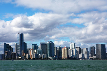 Obraz premium Miami na Florydzie panoramę na piękny dzień