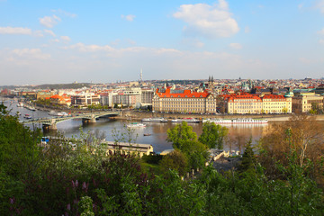 Fototapeta na wymiar Vltava river and of the historical center of Prague