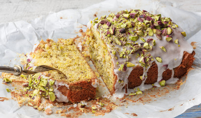 Home made lemon - pistachio cake
