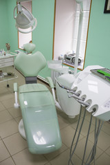 Стоматологическое кресло