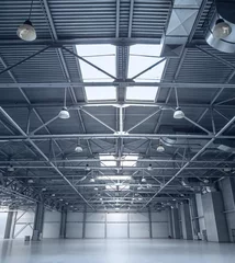 Foto op geborsteld aluminium Industrieel gebouw Modern empty storehouse