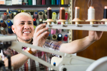 specialist stitching shoes