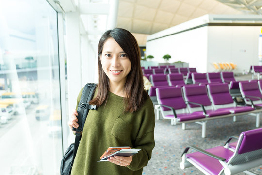 Woman fo travel in airport