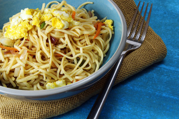 Chow mein with vegetables