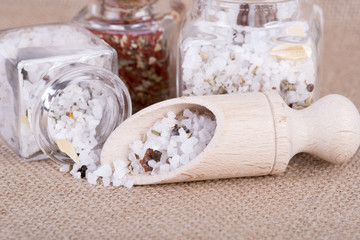 measuring salt herbal