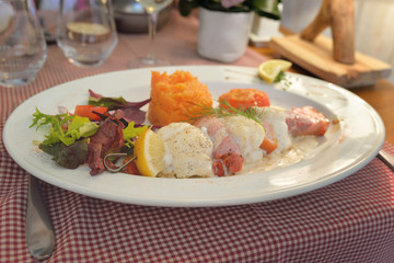 brochette de lotte et de saumon