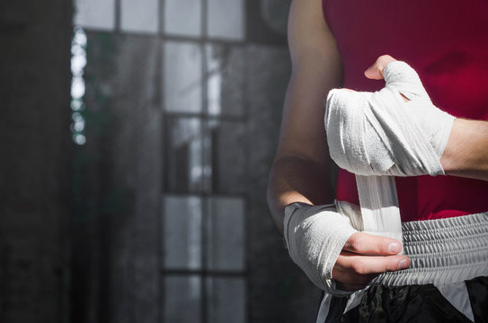Boxer turning bandages