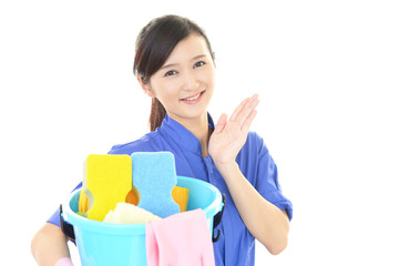 笑顔の女性清掃員