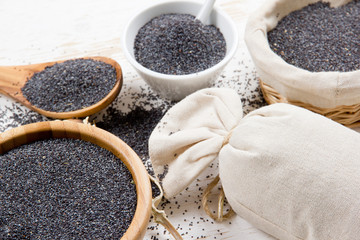 Poppy Seed Heaps