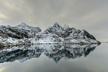 Fototapeta na wymiar Maervoll, Vestvagoy - Lofoten Islands, Norway