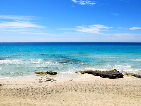 Aguas cristalinas en Formentera, Platja de Mitjorn