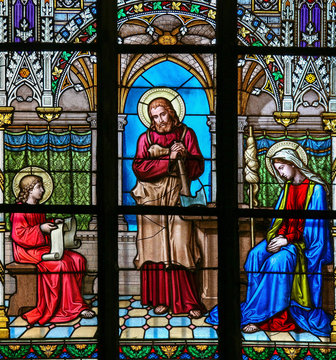 Stained Glass - Jesus studying