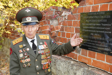 Veteran of the Battle of Stalingrad colonel Vladimir Turov