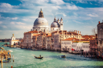 Obraz na płótnie Canvas Grand Canal and Basilica Santa Maria della Salute in Venice