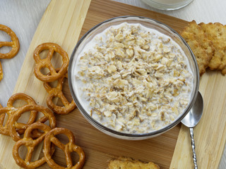 oatmeal with milk and cookies