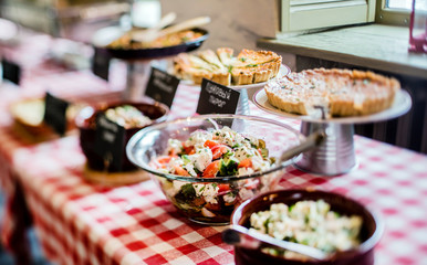 catering food