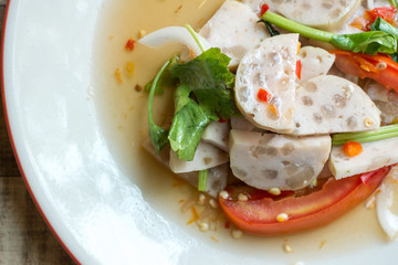 pork sausage in spicy salad