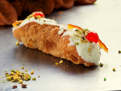 Cannolo siciliano 2