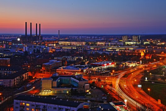 Fotos Lizenzfreie Bilder Grafiken Vektoren Und Videos Von Wolfsburg Adobe Stock