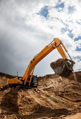 excavator © Alexander Kazharski