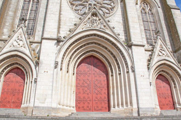 Niort. Le portail de  l'église saint André. Deux Sèvres, Poitou Charentes