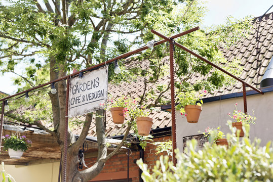 Cafe sign