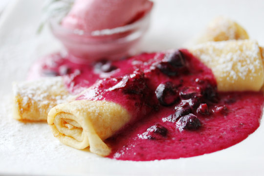Pancakes with Berry Sauce