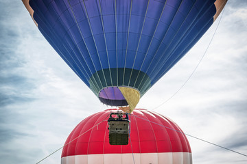 Fototapeta premium Volare in mongolfiera