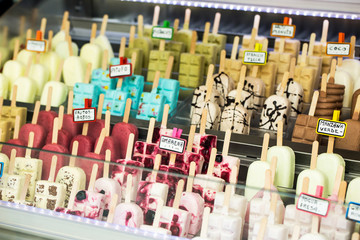 Variety of popsicles in shop - 108958856