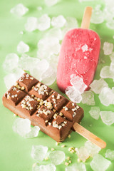 Delicious popsicles with ice cubes