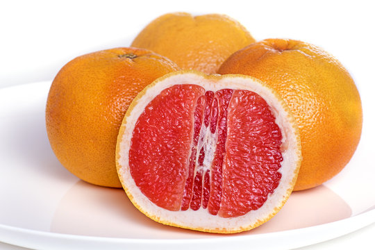 pamplemousses avec coupe sur plat 