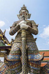 Bangkok, Wächterfiguren im Königspalast.