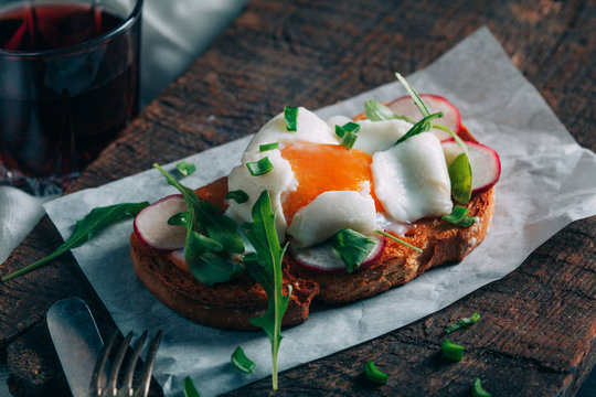Delicious egg toast with onion