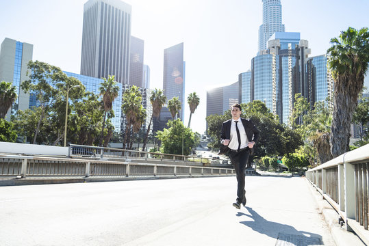 USA, Los Angeles, businessman in a hurry