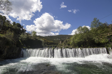 Queda de &aacute;gua