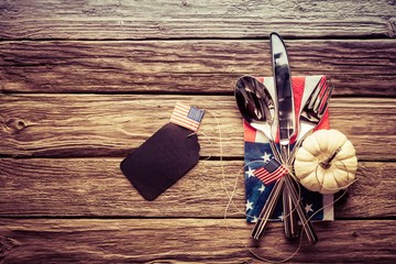 Patriotic American autumn or fall place setting - obrazy, fototapety, plakaty