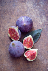 Fresh organic figs