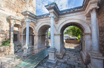 Fototapeta na wymiar Hadrian's Gate in old city of Antalya