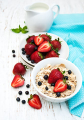 Muesli with strawberries