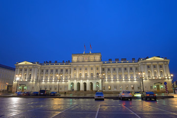 Fototapeta na wymiar The Legislative Assembly building in St. Petersburg