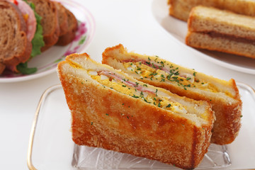 おいしそうなサンドイッチ