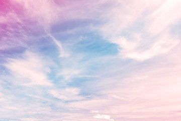 Fototapety  Niebo z pastelowym gradientem