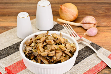 Fried Mushrooms with Onions, Bruschetta, Croutons, Chives