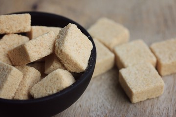 brown cane sugar cube