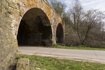 Fototapeta na wymiar Stone Double Arch Bridge